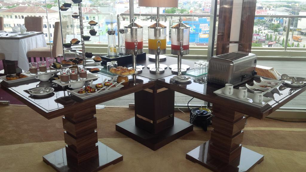 Royal Asnof Hotel פקאנבארו מראה חיצוני תמונה