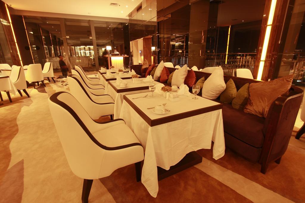 Royal Asnof Hotel פקאנבארו מראה חיצוני תמונה